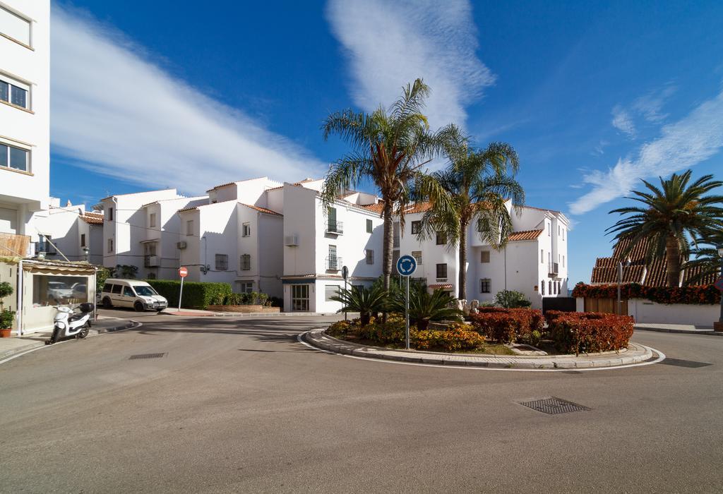 Bahia 58 Apartments Casasol Нерха Екстериор снимка